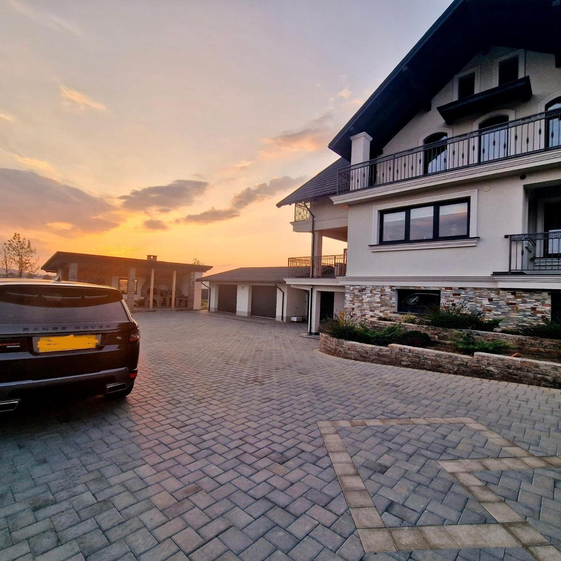 فيلا Sunny House سوتْشافا المظهر الخارجي الصورة